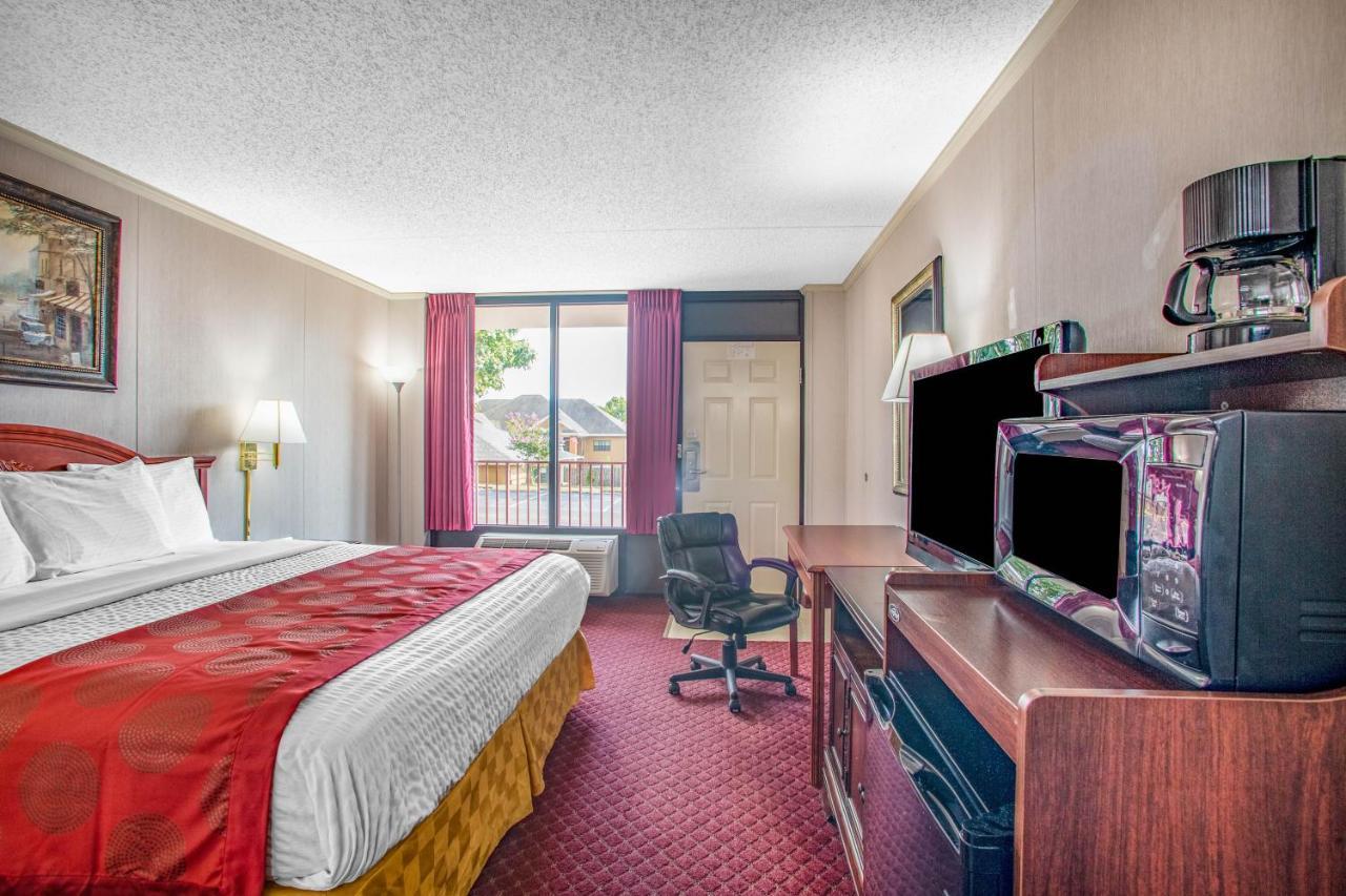 Ramada By Wyndham Branson Motel Eksteriør billede