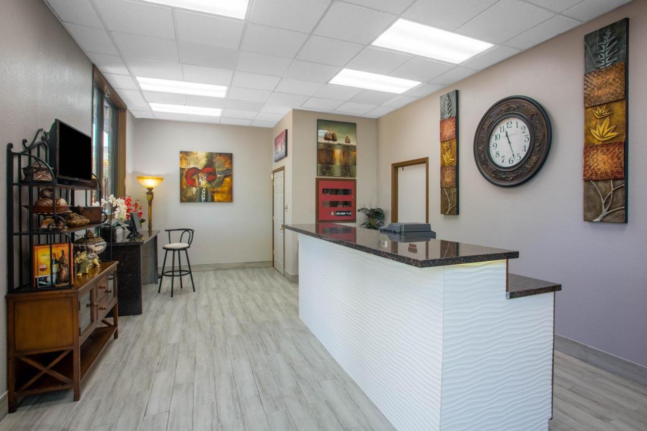Ramada By Wyndham Branson Motel Eksteriør billede