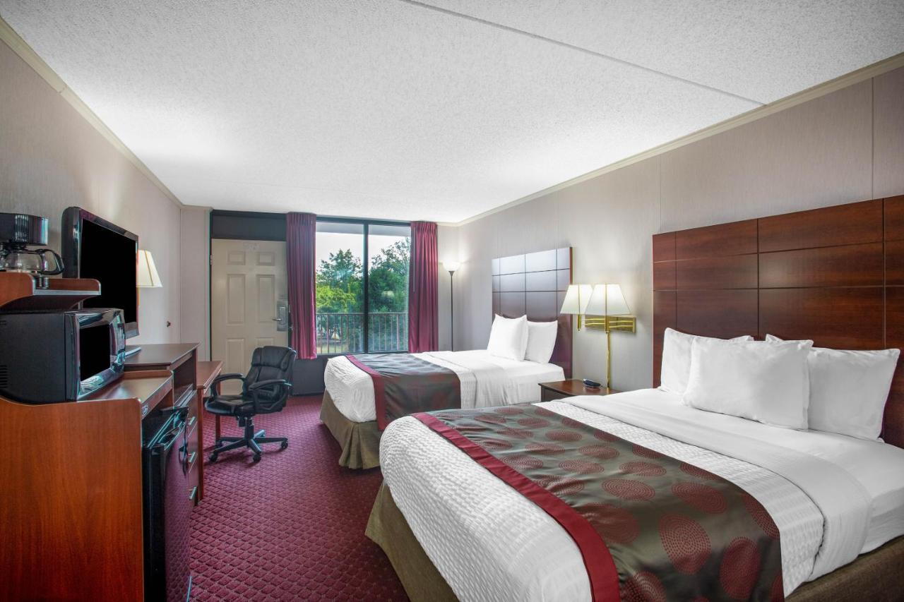 Ramada By Wyndham Branson Motel Eksteriør billede