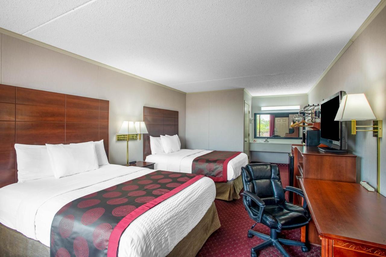 Ramada By Wyndham Branson Motel Eksteriør billede